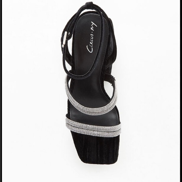 Circus by Sam Edelman Shoes - Circus by Sam Edelman Black and Silver Chunky Heels EUC